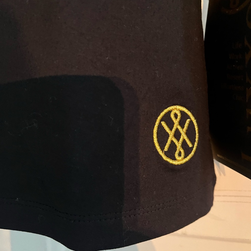 Luxxe top - Picture 2 of 5